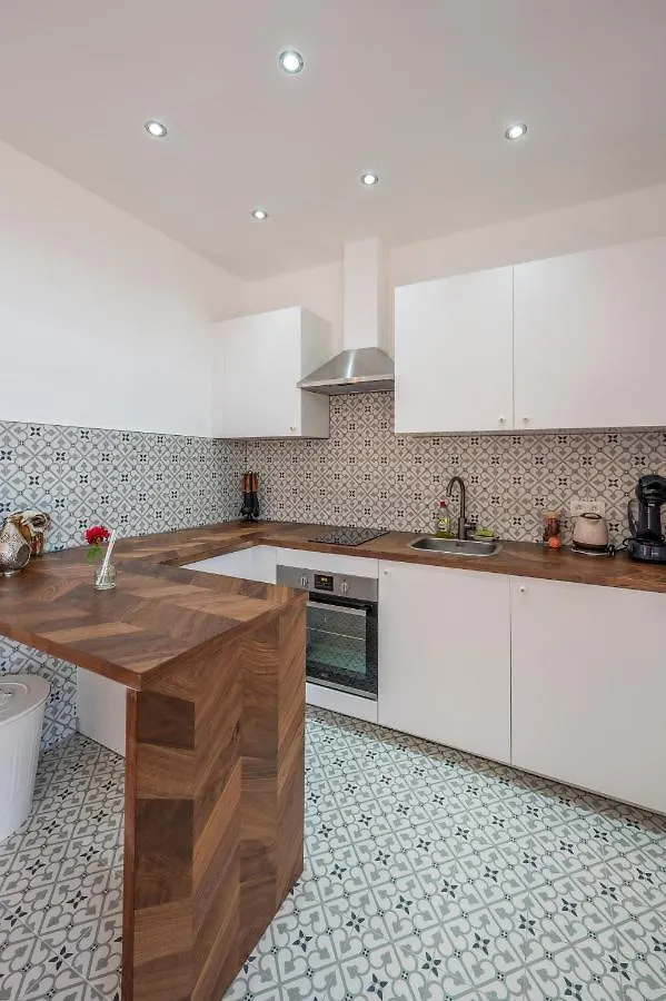Le Petit Riad Vilvoorde 0*,  Belgium